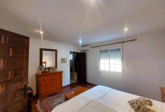 Resale - Finca - La Marina - Costa Blanca