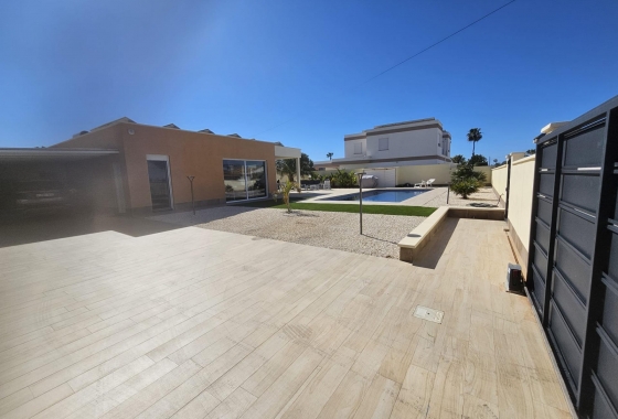 Reventa - Villa - Torrevieja - La Siesta - El Salado - Torreta