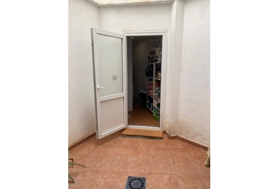 Herverkoop - Villa - Torrevieja - Centro - Muelle Pesquero