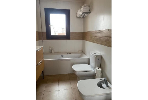 Herverkoop - Villa - Torrevieja - Centro - Muelle Pesquero