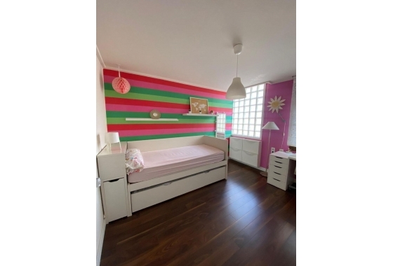 Herverkoop - Villa - Torrevieja - Centro - Muelle Pesquero