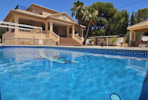 Resale - Villa - Pinar de Campoverde - Inland