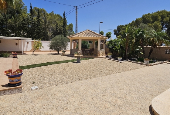 Resale - Villa - Pinar de Campoverde - Inland