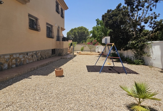 Resale - Villa - Pinar de Campoverde - Inland