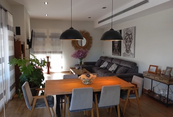 Wiederverkauf - Villa - Daya Nueva - Costa Blanca