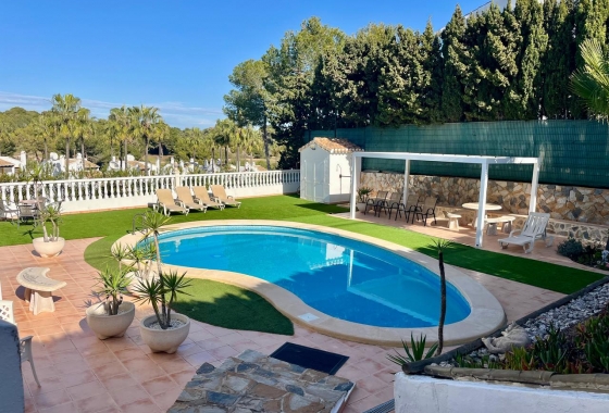 Wiederverkauf - Villa - Orihuela Costa - Costa Blanca