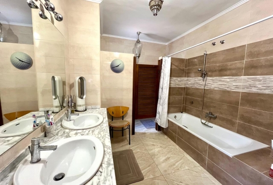 Wiederverkauf - Villa - Orihuela Costa - Costa Blanca