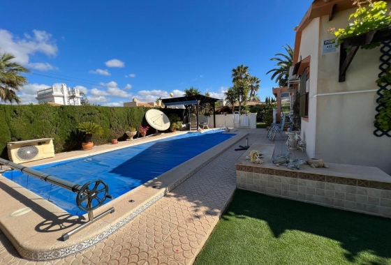 Reventa - Villa - Orihuela Costa - Costa Blanca