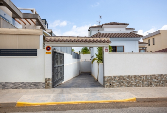 Resale - Villa - Los Montesinos - Costa Blanca