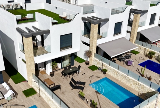 Resale - Villa - Torrevieja - Costa Blanca