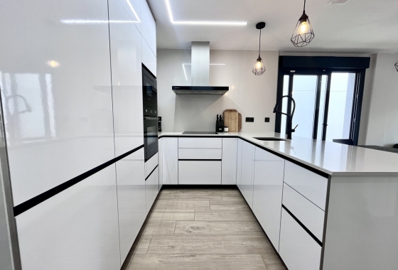 Resale - Villa - Torrevieja - Costa Blanca