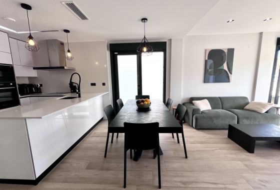 Resale - Villa - Torrevieja - Costa Blanca