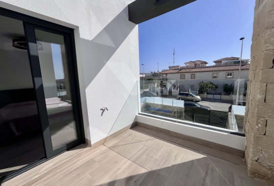 Resale - Villa - Torrevieja - Costa Blanca