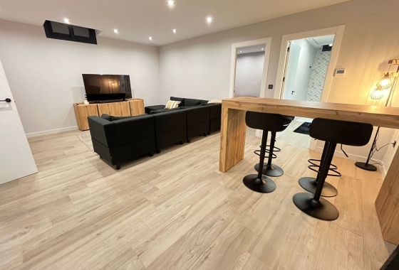 Resale - Villa - Torrevieja - Costa Blanca