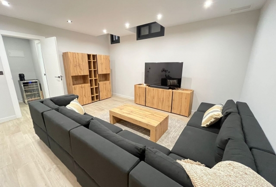 Resale - Villa - Torrevieja - Costa Blanca