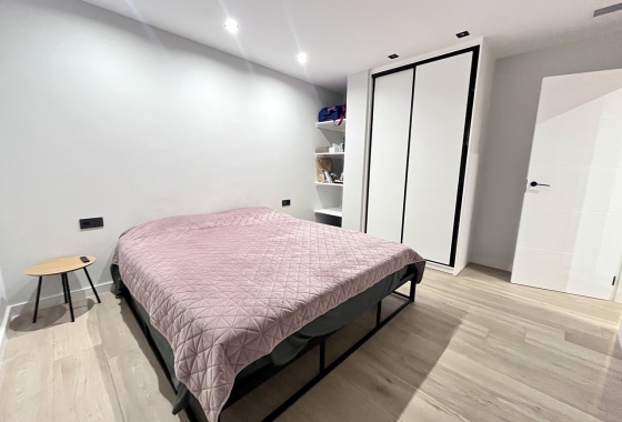 Resale - Villa - Torrevieja - Costa Blanca