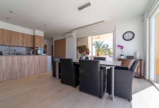 Resale - Villa - Torrevieja - Costa Blanca