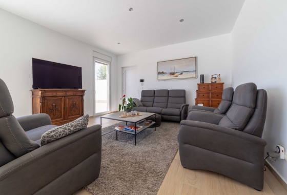 Resale - Villa - Torrevieja - Costa Blanca