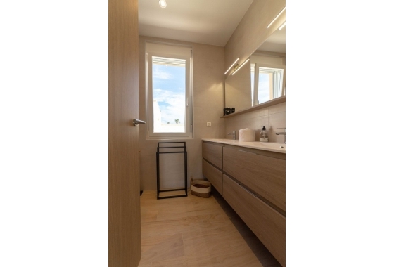 Resale - Villa - Torrevieja - Costa Blanca