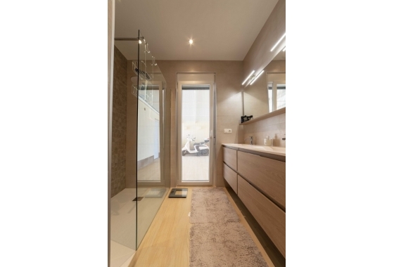 Resale - Villa - Torrevieja - Costa Blanca
