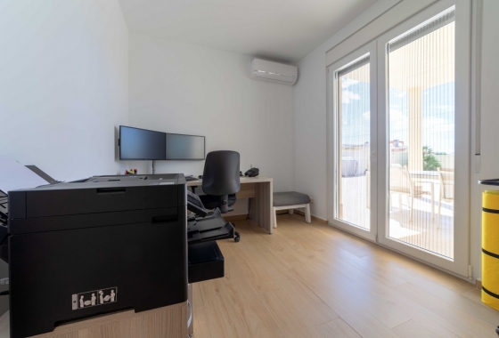 Resale - Villa - Torrevieja - Costa Blanca