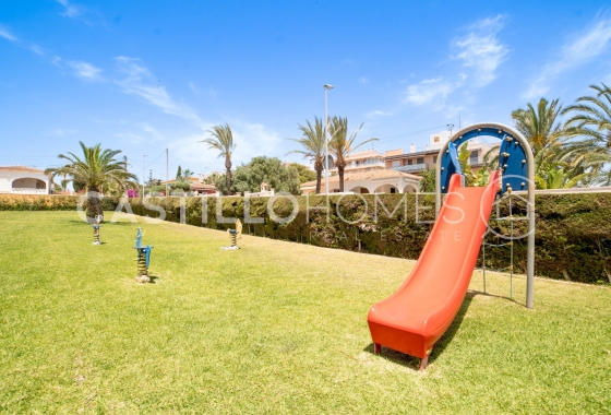 Återförsäljning - Lägenhet / lägenhet - Torrevieja - Punta Prima