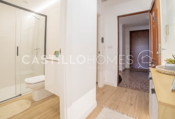 Återförsäljning - Lägenhet / lägenhet - Torrevieja - Punta Prima