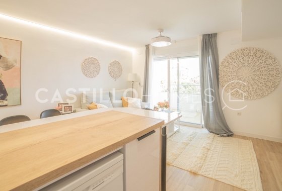 Återförsäljning - Lägenhet / lägenhet - Torrevieja - Punta Prima