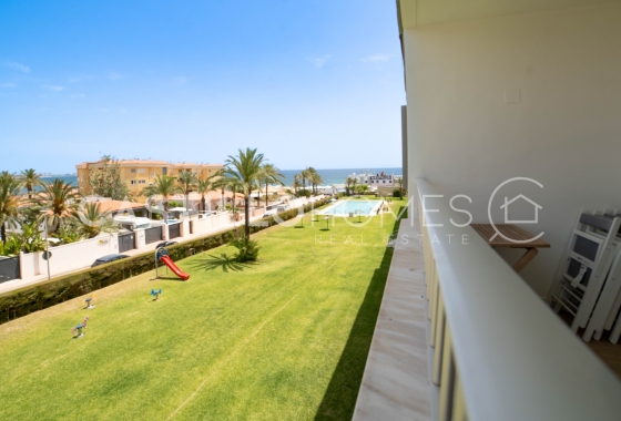 Återförsäljning - Lägenhet / lägenhet - Torrevieja - Punta Prima