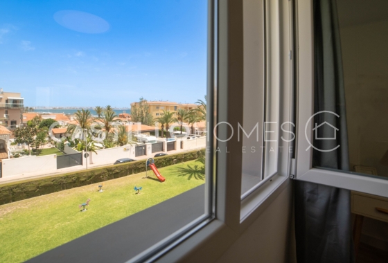 Återförsäljning - Lägenhet / lägenhet - Torrevieja - Punta Prima
