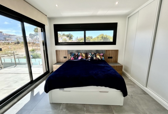 Wiederverkauf - Villa - Orihuela Costa - Costa Blanca