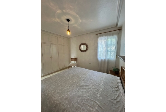 Reventa - Villa - Torrevieja - aguas nuevas