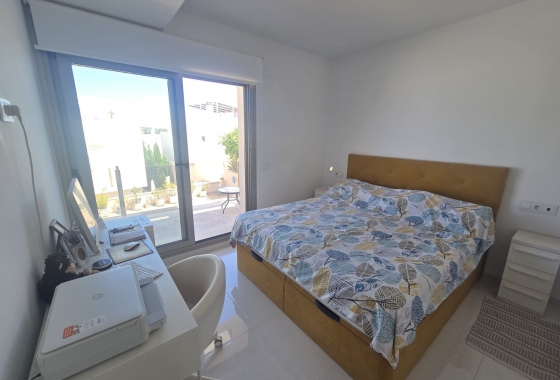 Resale - Villa - San Miguel de Salinas - Inland