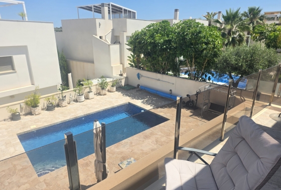 Resale - Villa - San Miguel de Salinas - Inland