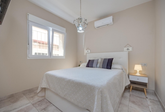 Resale - Townhouse - Torrevieja - Centro
