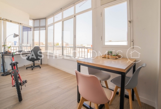 Resale - Apartment / flat - Torrevieja - Nueva Torrevieja - Aguas Nuevas