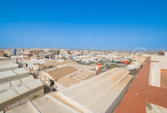 Resale - Apartment / flat - Torrevieja - Nueva Torrevieja - Aguas Nuevas