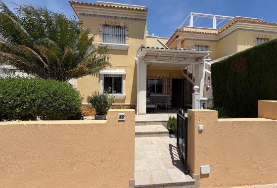 Перепродажа - Таунхаус - Orihuela Costa - Los Dolses