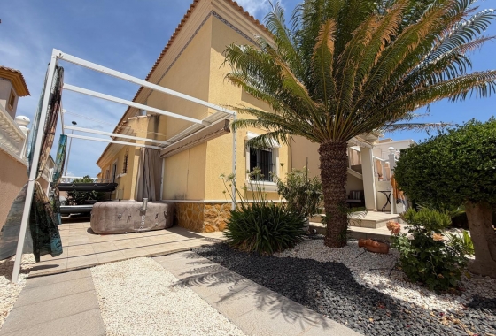 Перепродажа - Таунхаус - Orihuela Costa - Los Dolses