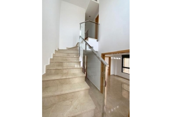 Resale - Villa - Roldan - Inland