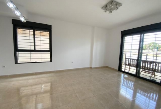 Resale - Villa - Roldan - Inland