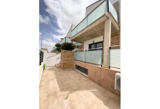 Resale - Villa - Roldan - Inland