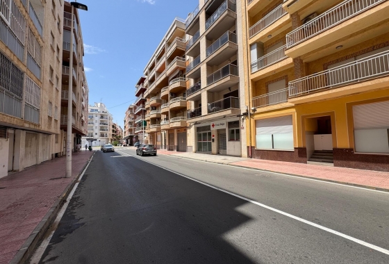 Wiederverkauf - Wohnung - Torrevieja - Estacion De Autobuses
