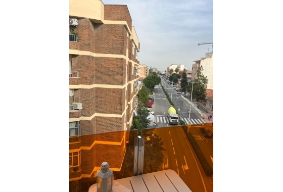 Resale - Apartment / flat - Torrevieja - Centro