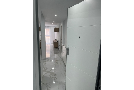 Resale - Apartment / flat - Torrevieja - Centro