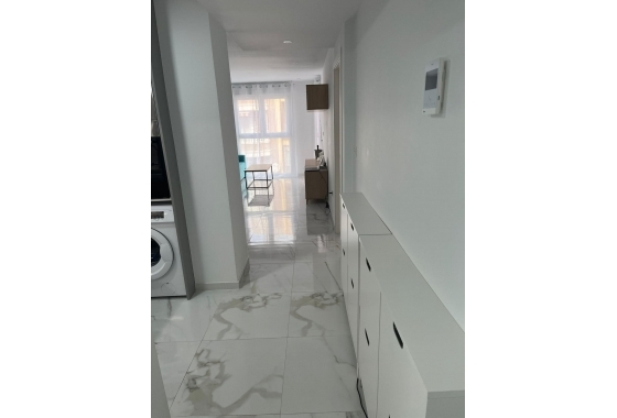 Resale - Apartment / flat - Torrevieja - Centro
