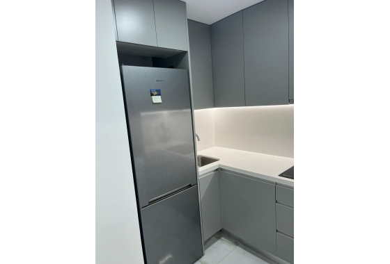 Resale - Apartment / flat - Torrevieja - Centro