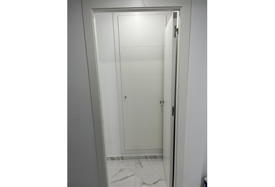 Resale - Apartment / flat - Torrevieja - Centro