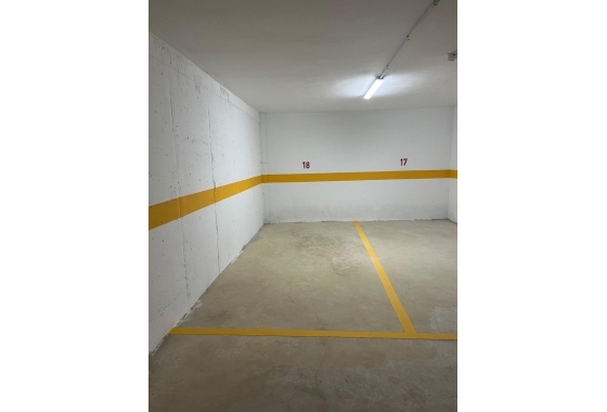 Resale - Apartment / flat - Torrevieja - Centro