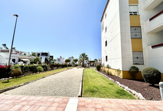 Resale - Apartment / flat - Orihuela Costa - Costa Blanca